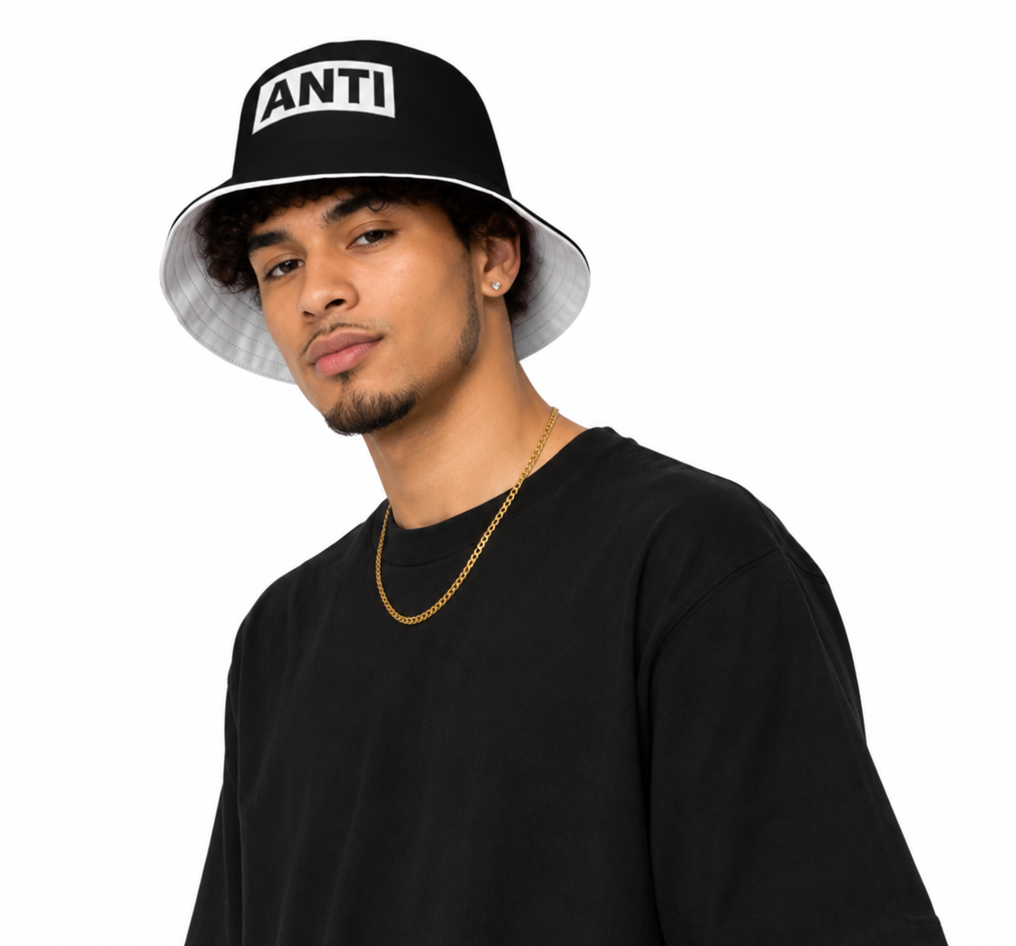 Reversible bucket hat